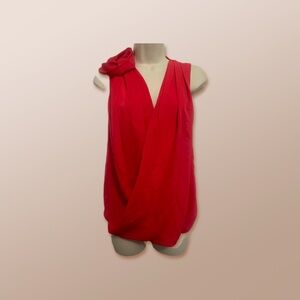 Chic Red Sleeveless Draped Top